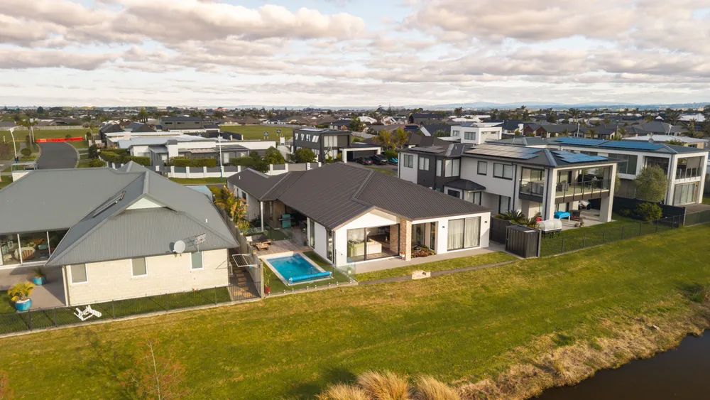Photos of 25 Forstera Way