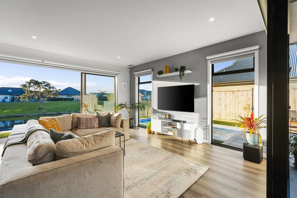 Photos of 25 Forstera Way