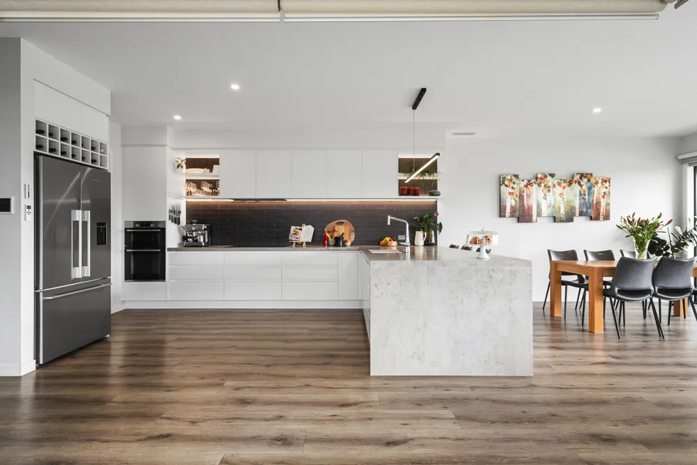 Photos of 25 Forstera Way