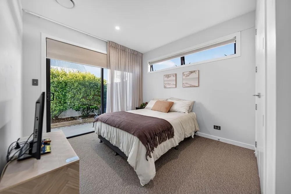 Photos of 25 Forstera Way