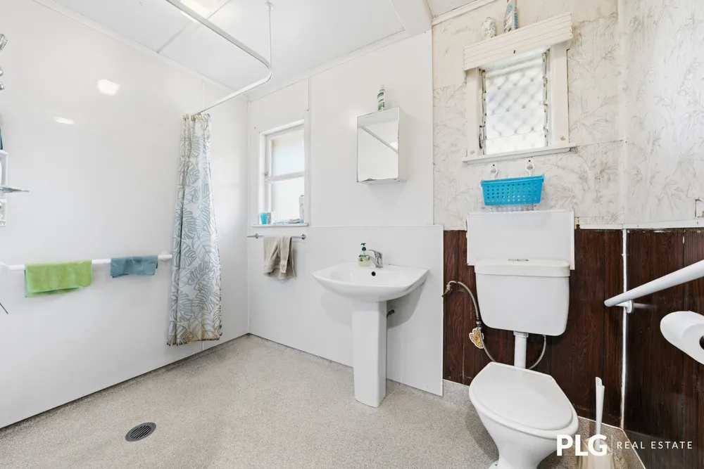 Photos of 9 Clutha Crescent