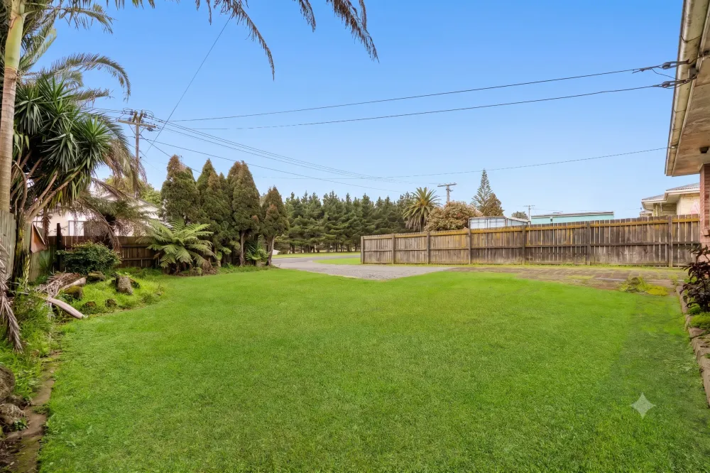 Photos of 9 Clutha Crescent