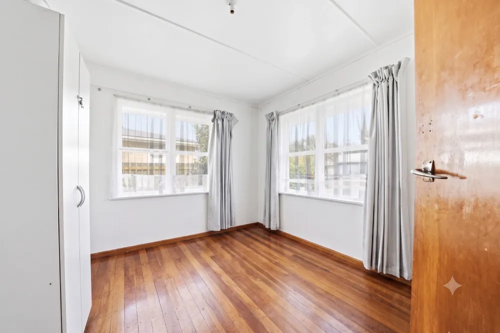 Photos of 9 Clutha Crescent