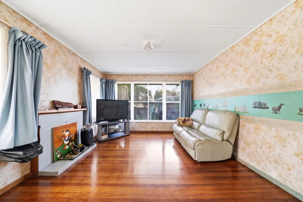 Photos of 9 Clutha Crescent