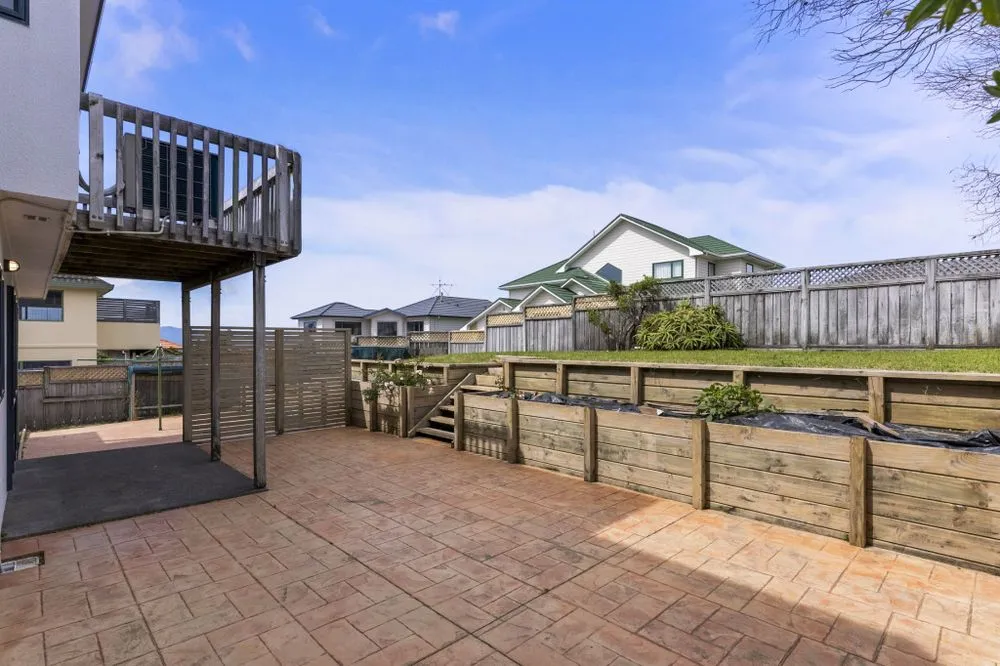 Photos of 10 Bennett Grove