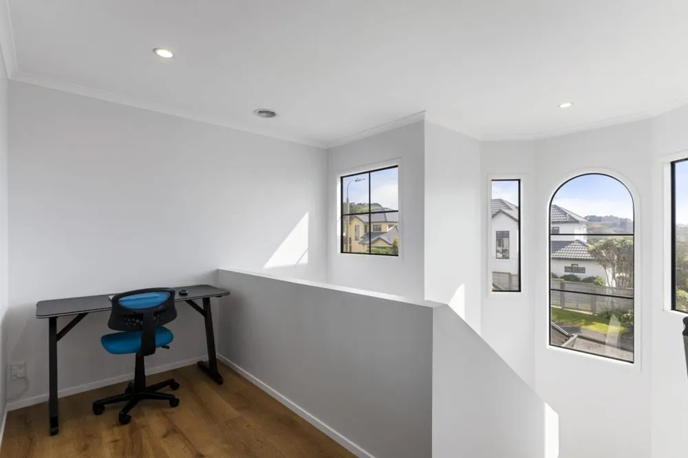 Photos of 10 Bennett Grove