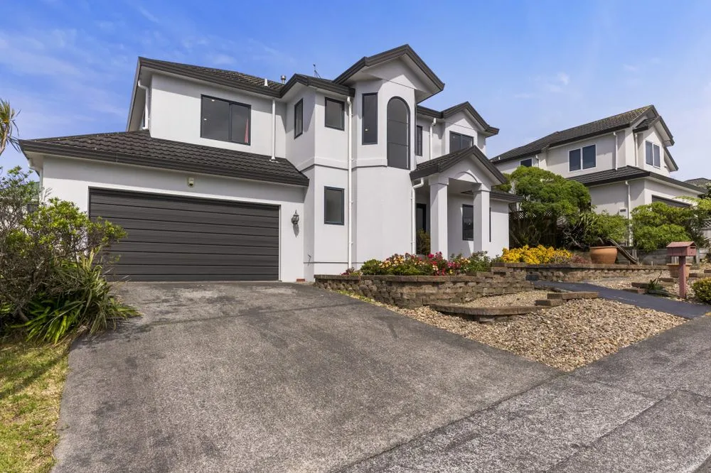 Photos of 10 Bennett Grove