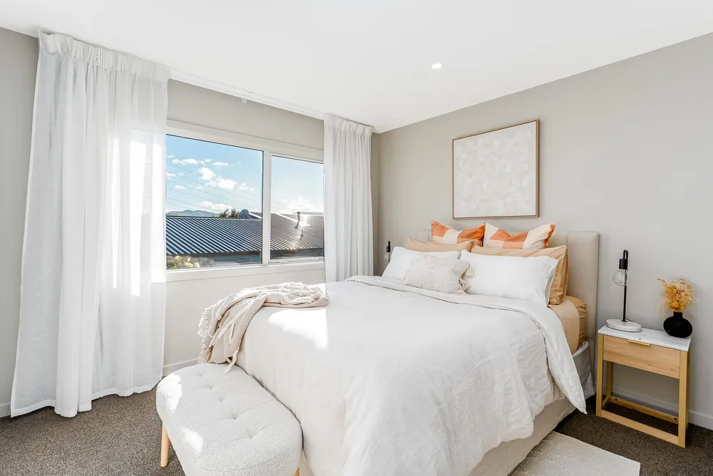 Photos of 48 Endeavour Drive