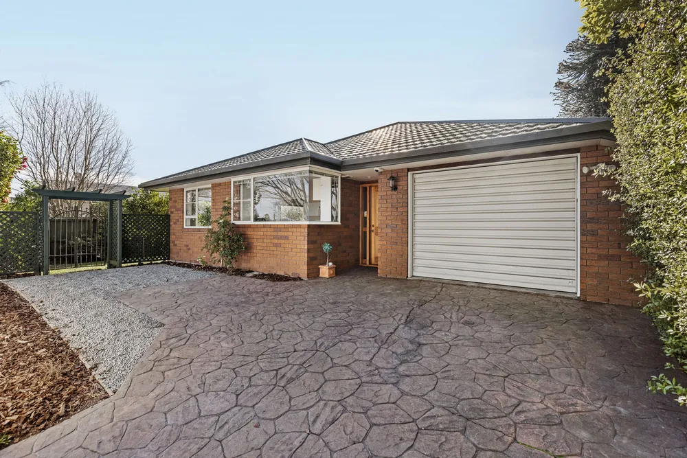 Photos of 2/18 Barnes Road