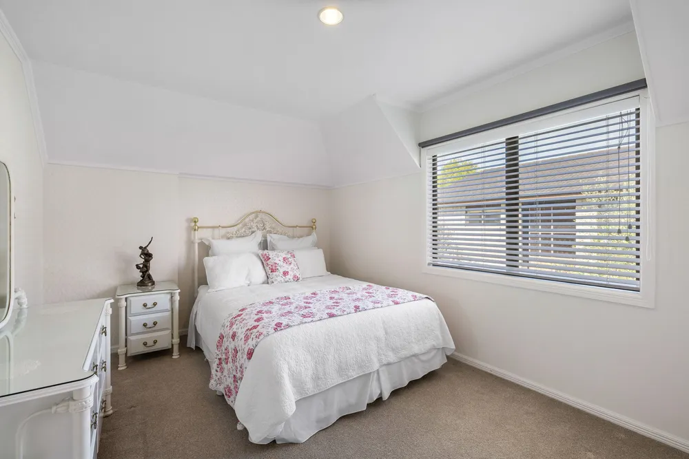 Photos of 41B Vale Road