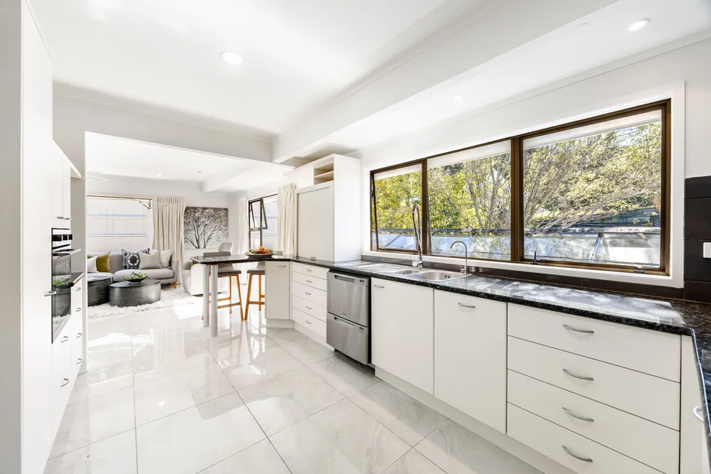 Photos of 203 Chelsea View Drive