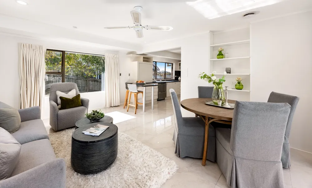 Photos of 203 Chelsea View Drive