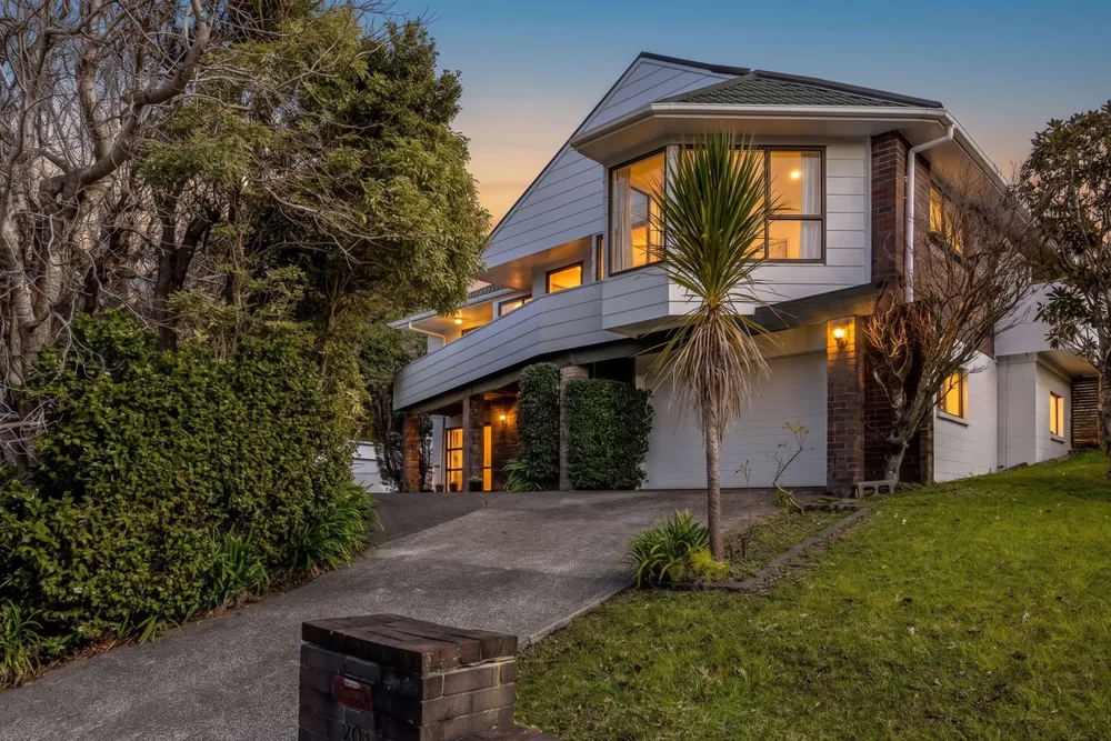 Photos of 203 Chelsea View Drive