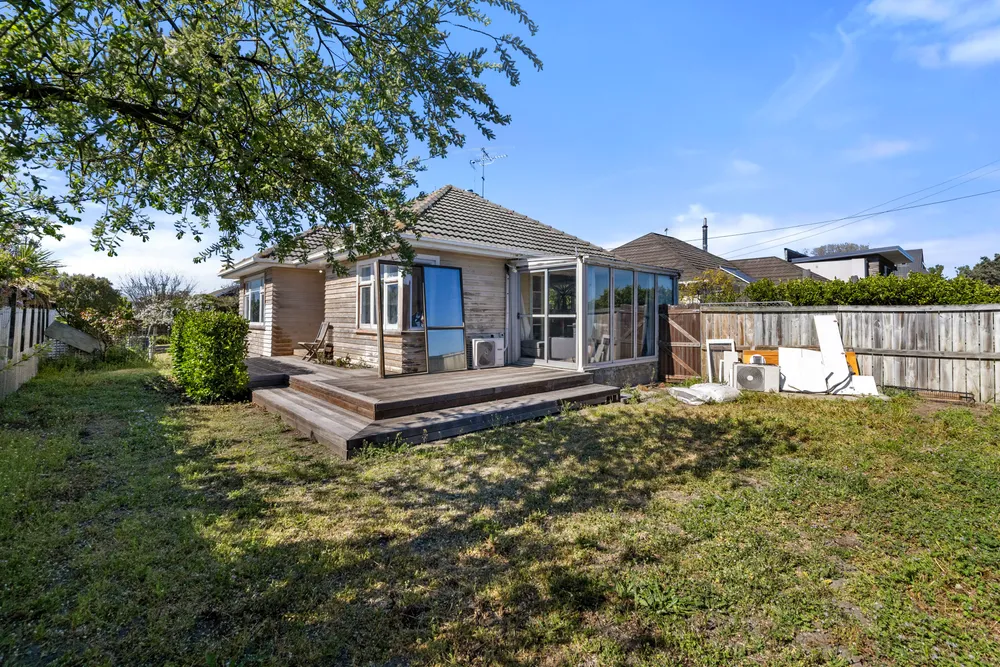 Photos of 37 Tedder Avenue