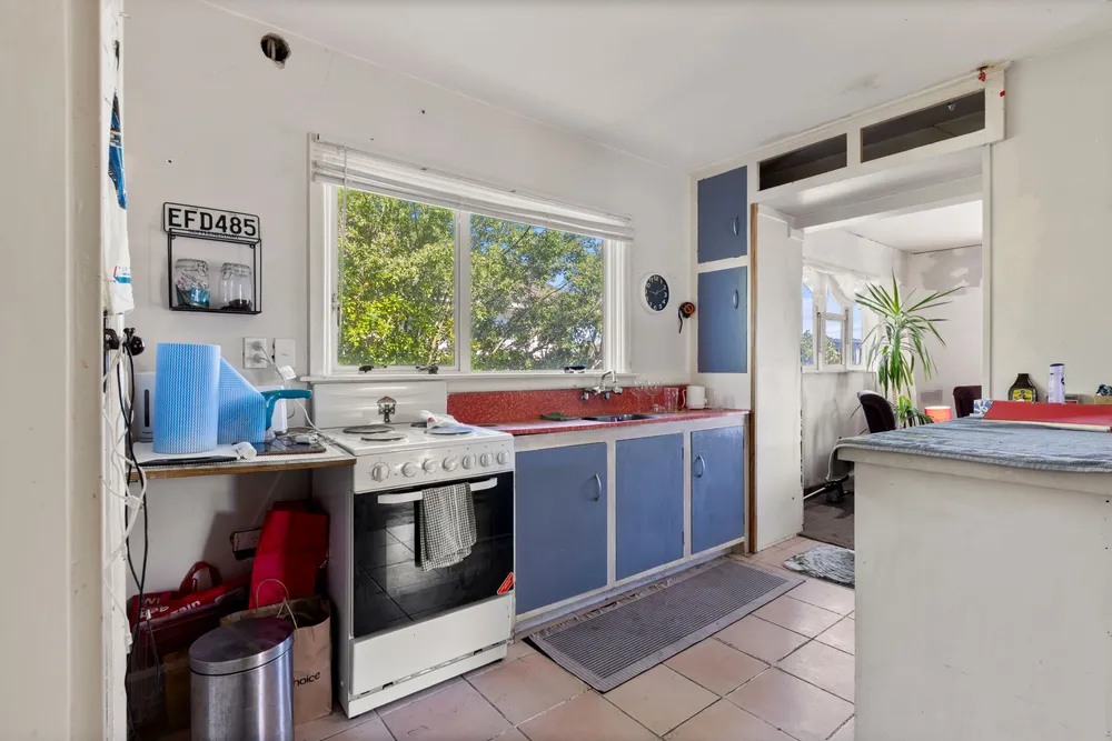 Photos of 37 Tedder Avenue