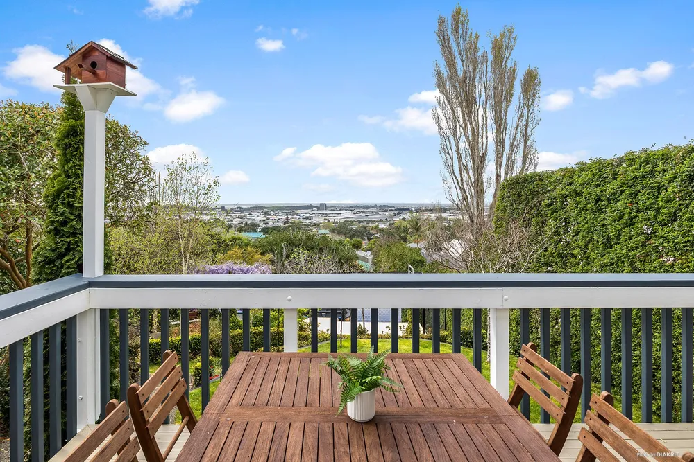 Photos of 39 Ngatiawa Street