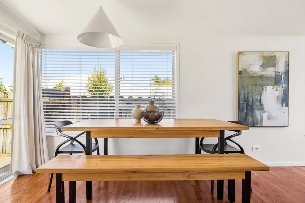 Photos of 26A Canberra Avenue