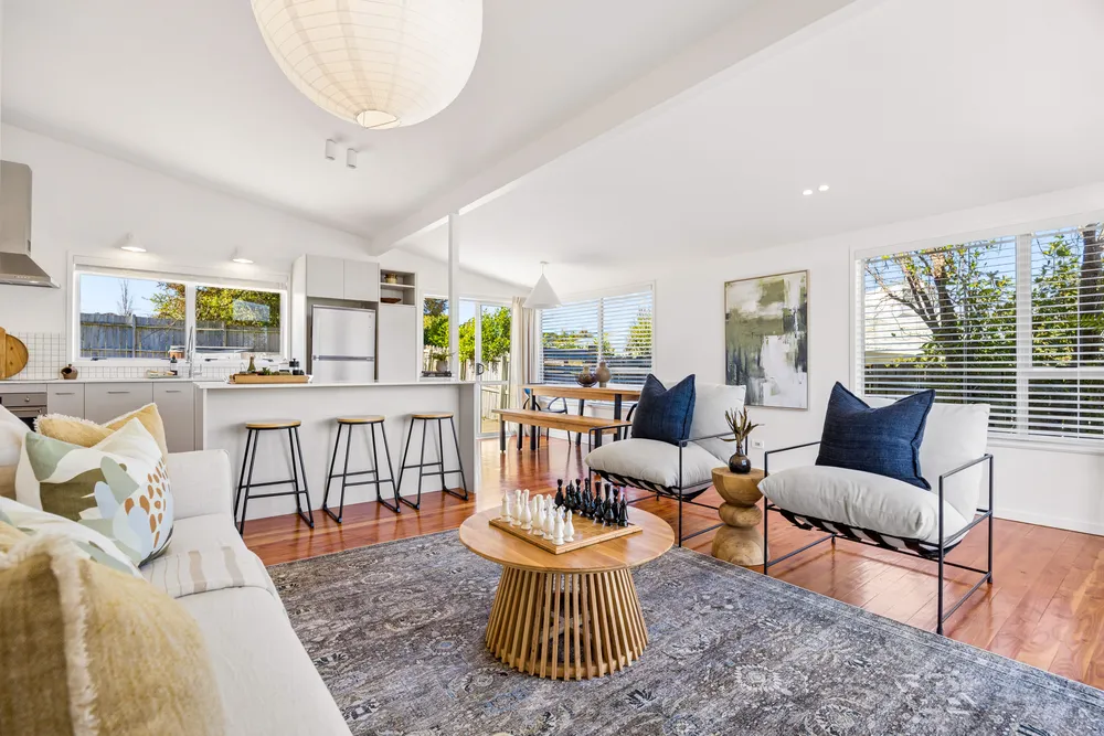 Photos of 26A Canberra Avenue