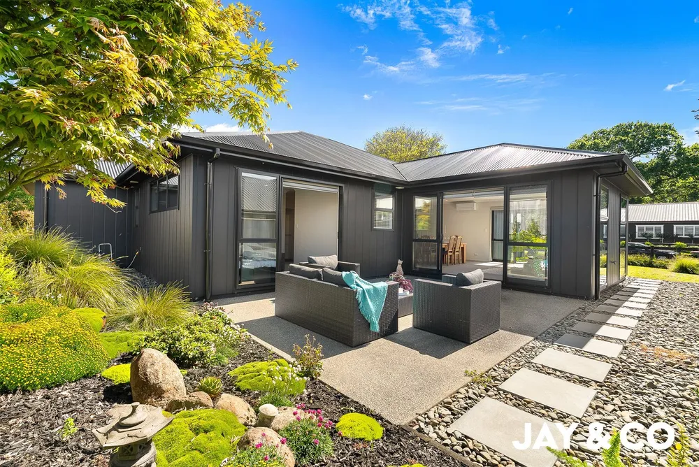 Photos of 1 Beckby Way