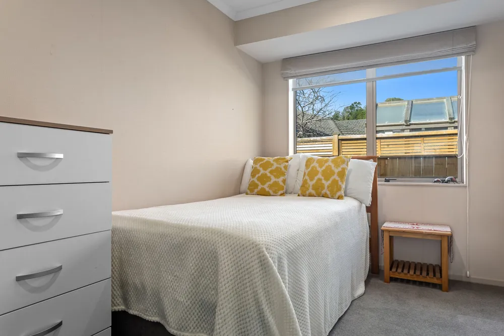 Photos of 32 Sanctuary Avenue