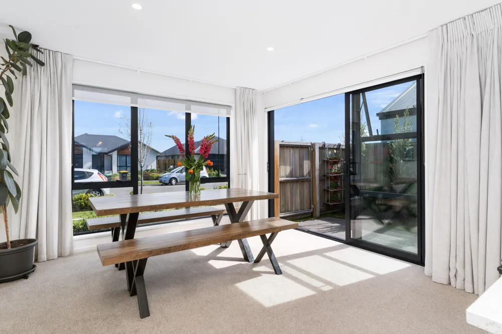 Photos of 10 Navarra Road