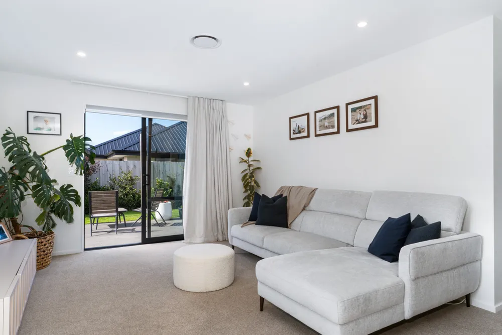 Photos of 10 Navarra Road