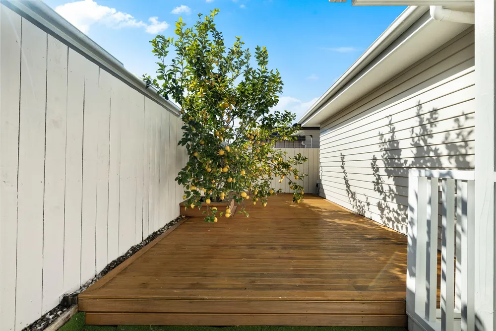 Photos of 27 Tarapiroe Avenue