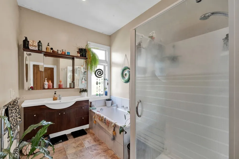 Photos of 14 Ramahana Road