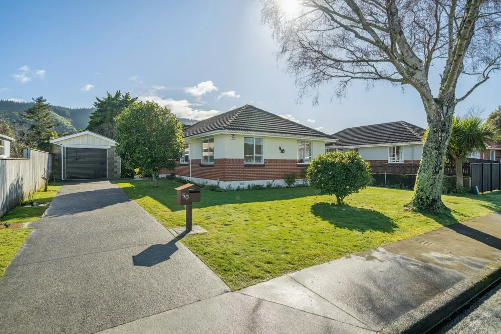 Photos of 50 Whirinaki Crescent