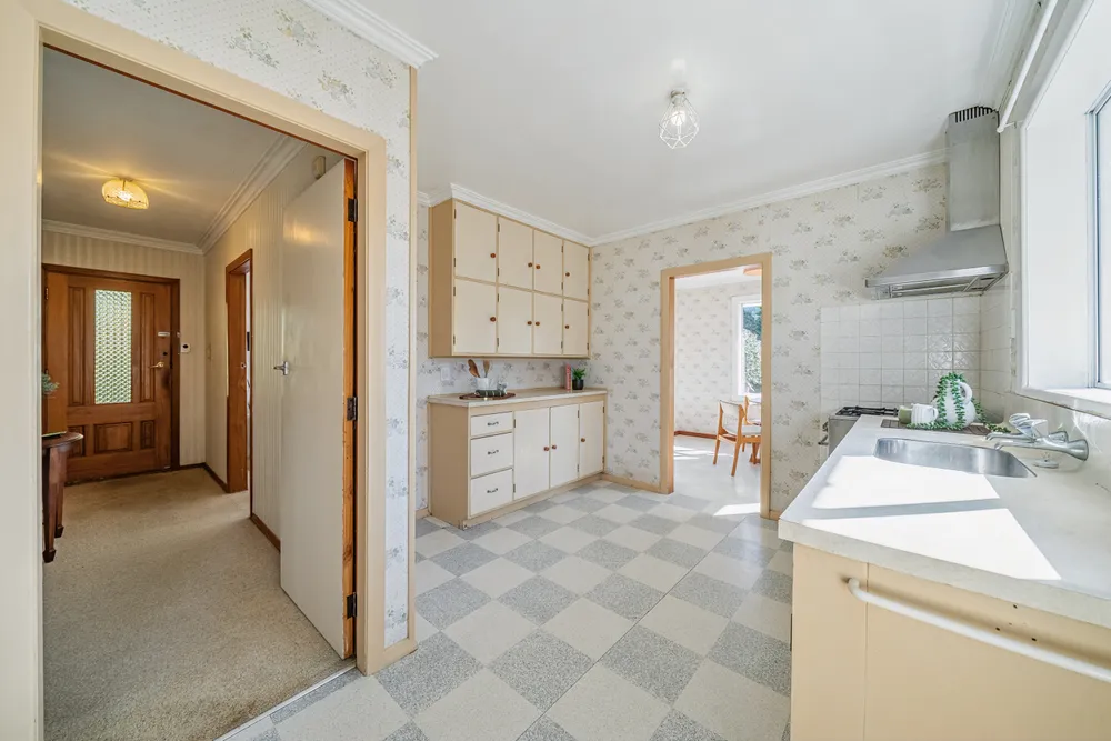 Photos of 50 Whirinaki Crescent