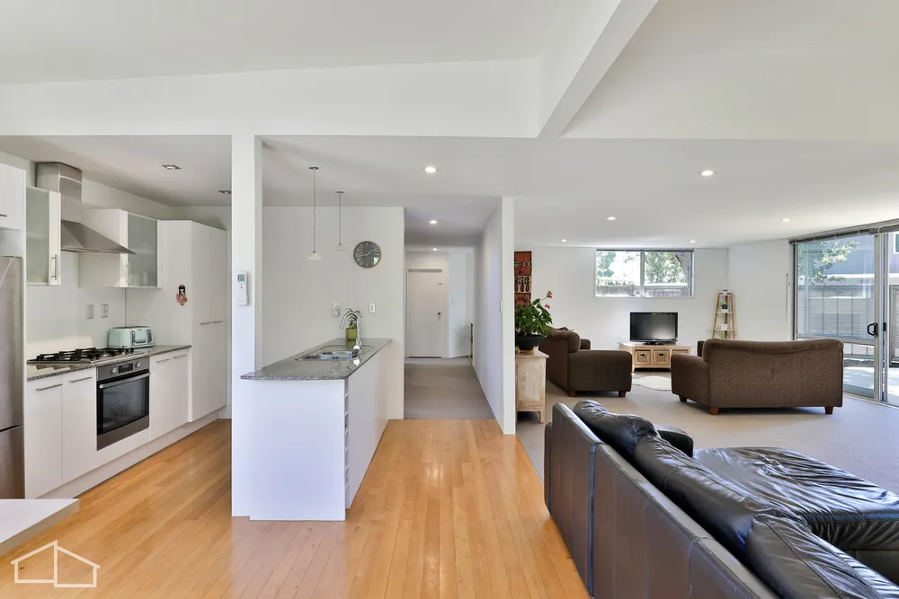 Photos of 91a Kaurilands Road