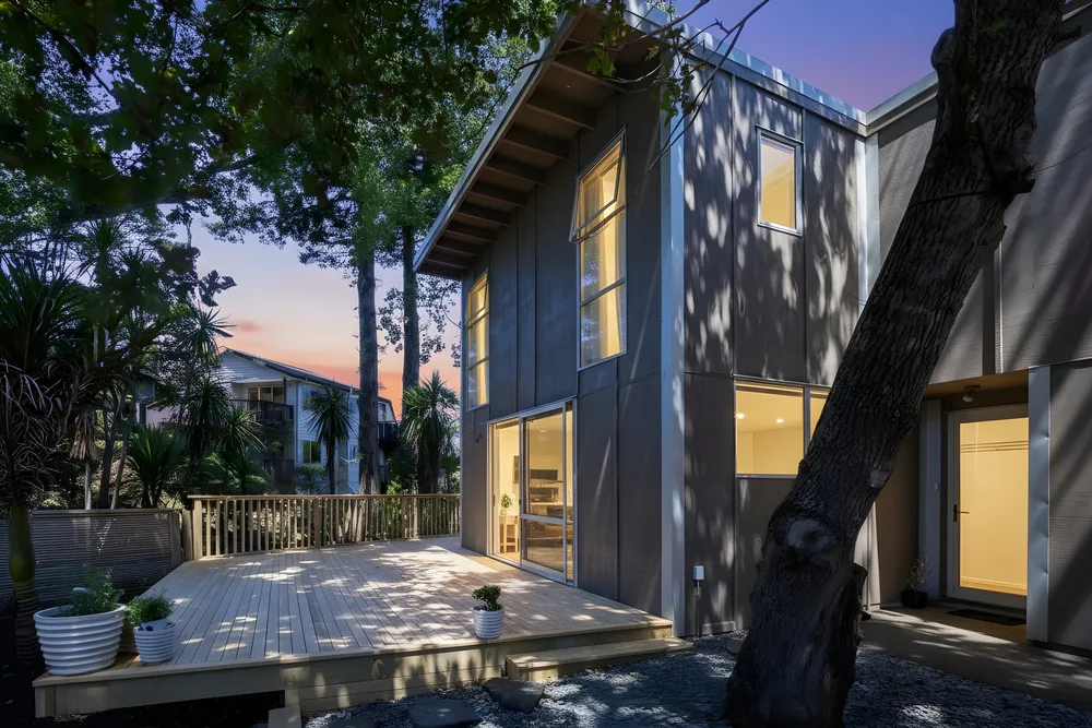 Photos of 91a Kaurilands Road