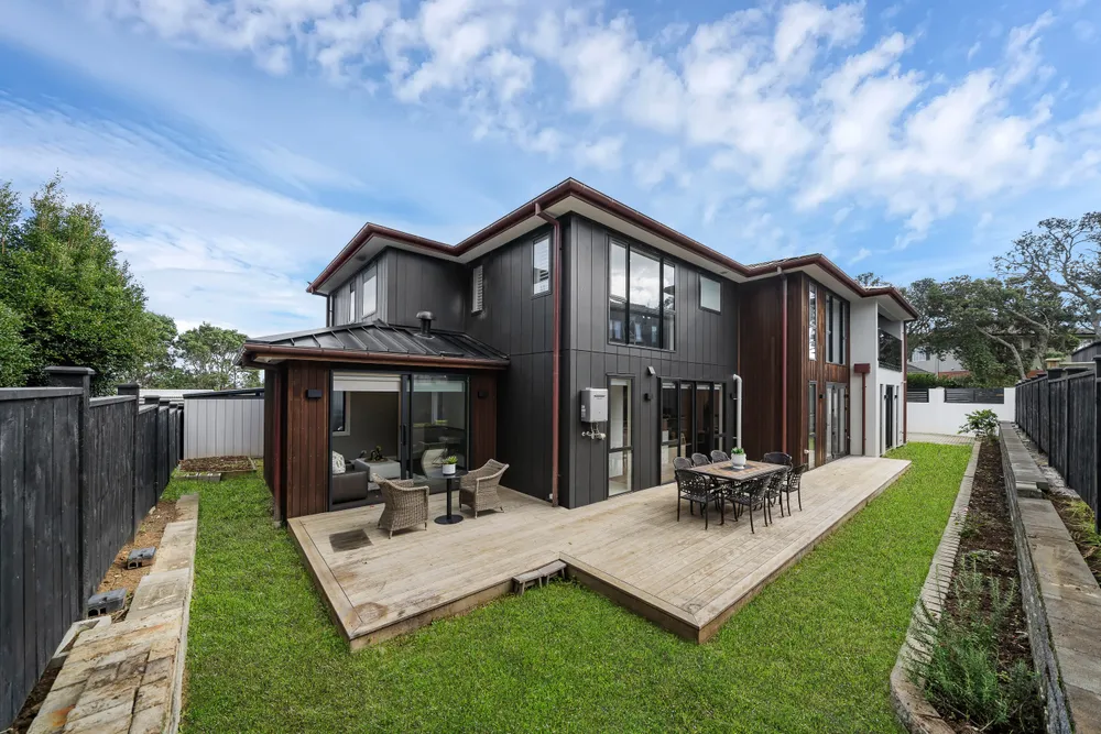 Photos of 225A Bleakhouse Road