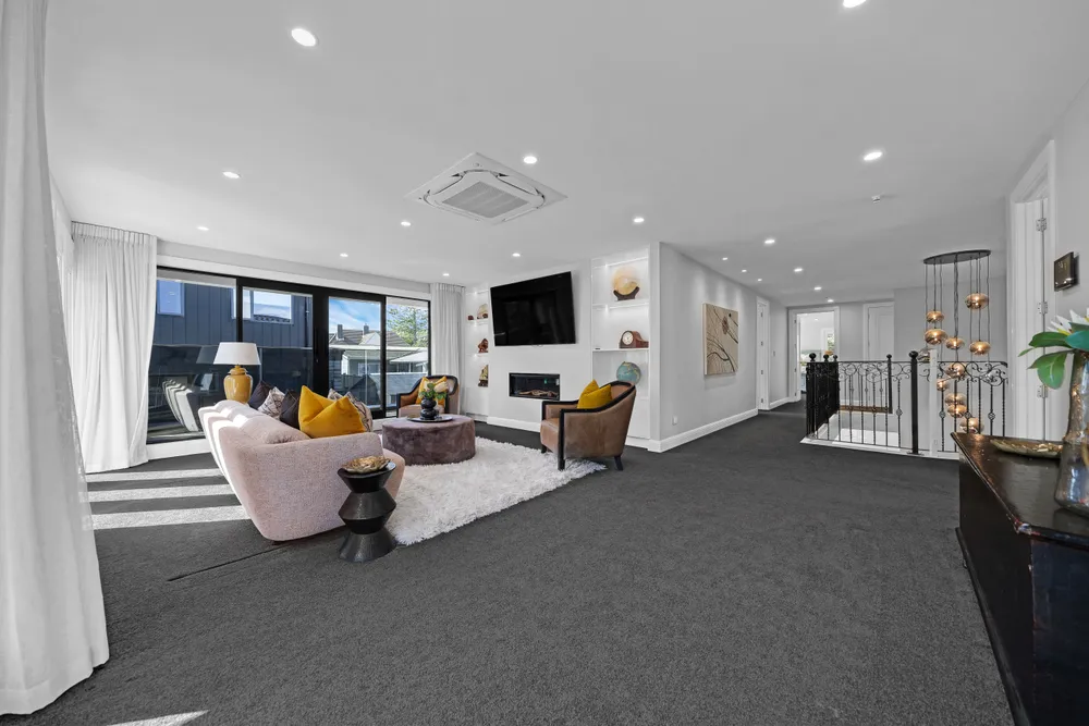 Photos of 225A Bleakhouse Road