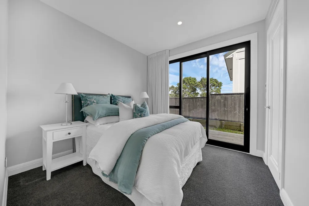 Photos of 225A Bleakhouse Road