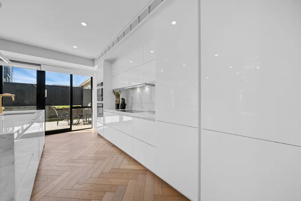 Photos of 225A Bleakhouse Road