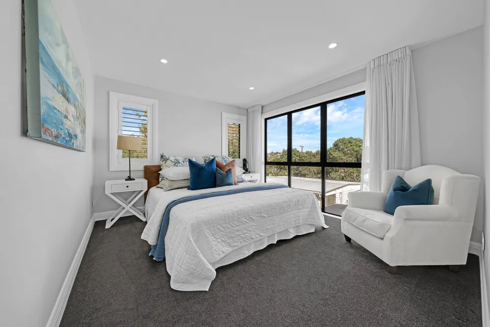 Photos of 225A Bleakhouse Road