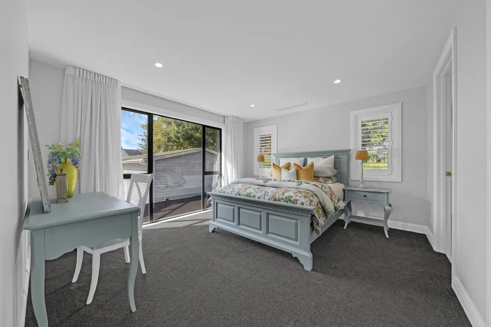 Photos of 225A Bleakhouse Road