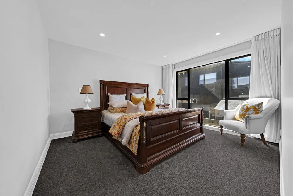 Photos of 225A Bleakhouse Road