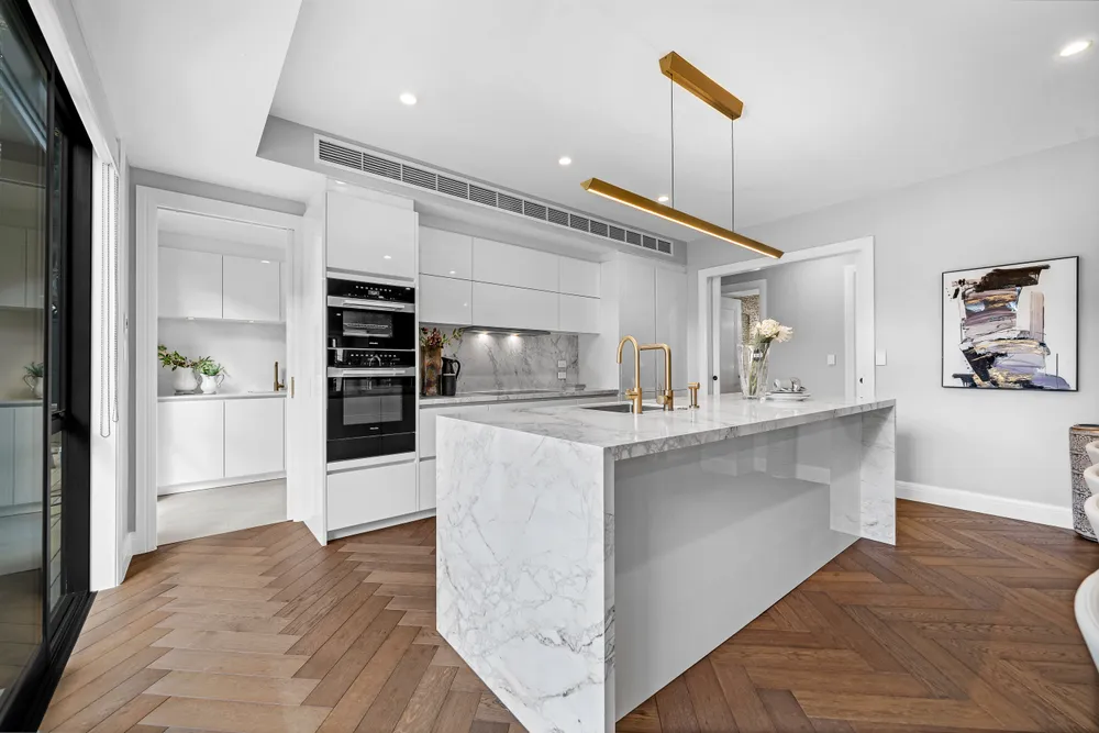 Photos of 225A Bleakhouse Road
