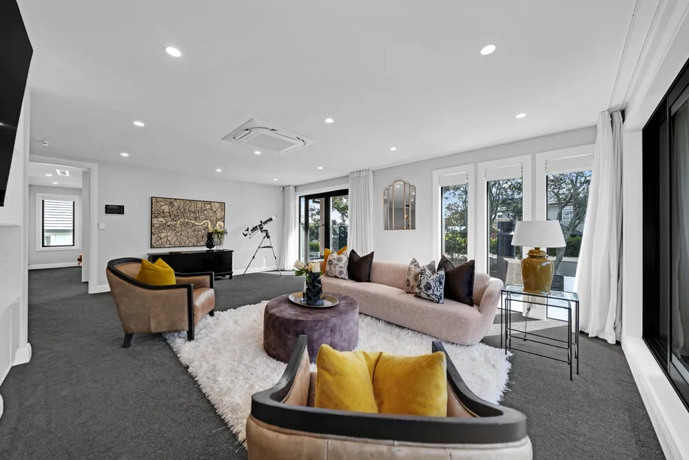 Photos of 225A Bleakhouse Road