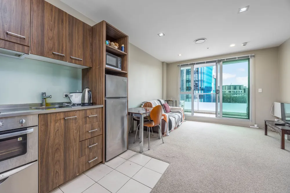 Photos of 302/85 Beach Road