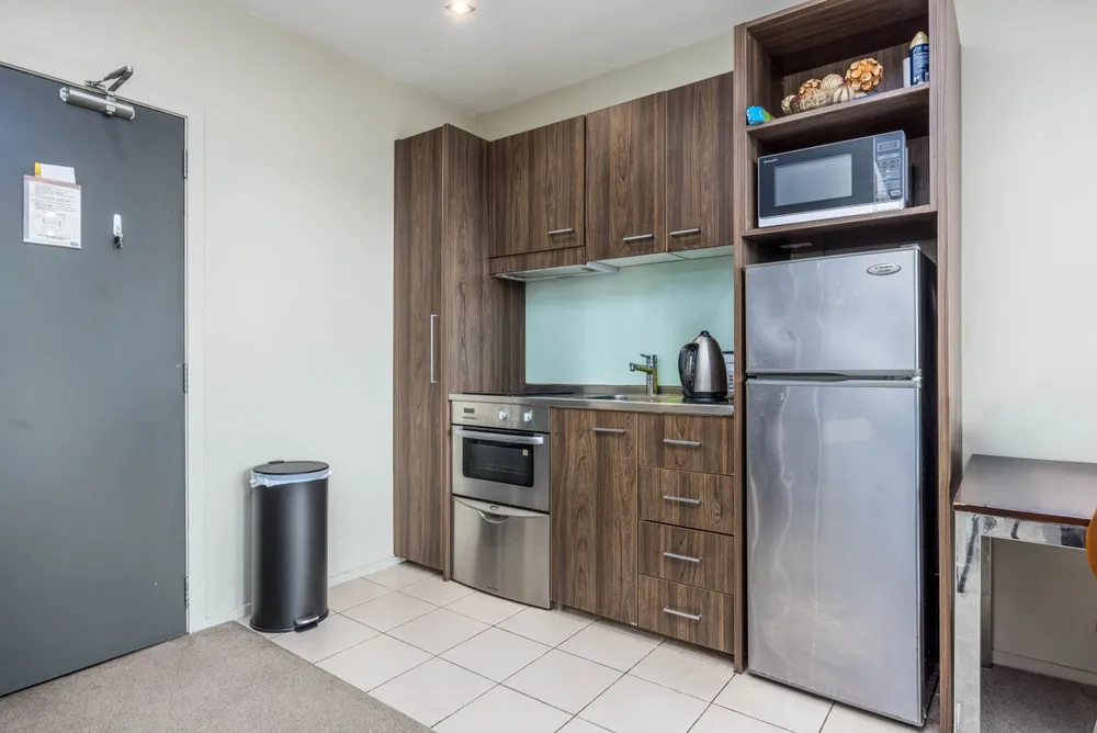 Photos of 302/85 Beach Road