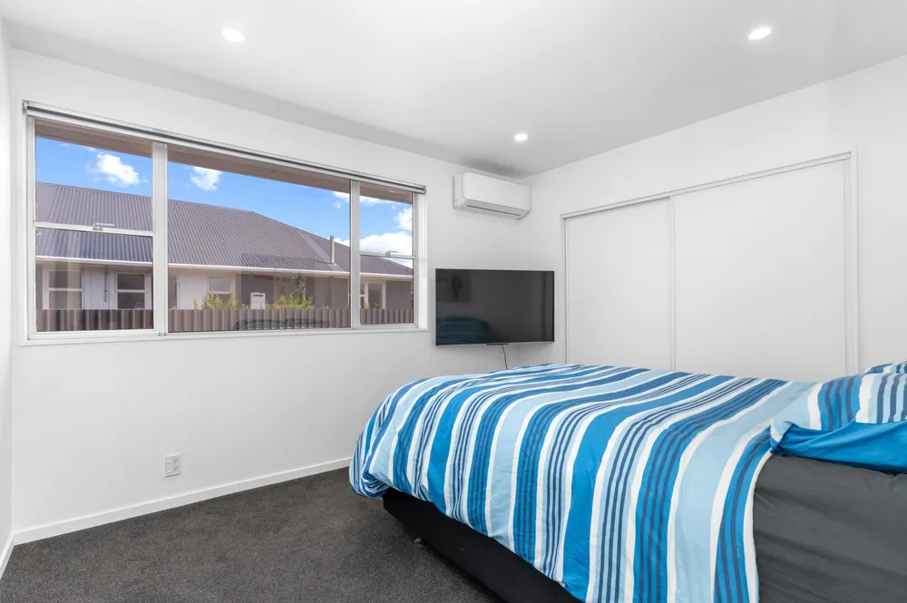 Photos of 18A Blakehall Place