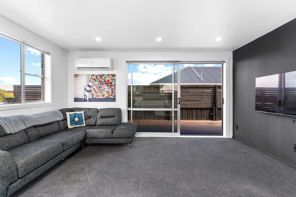 Photos of 18A Blakehall Place