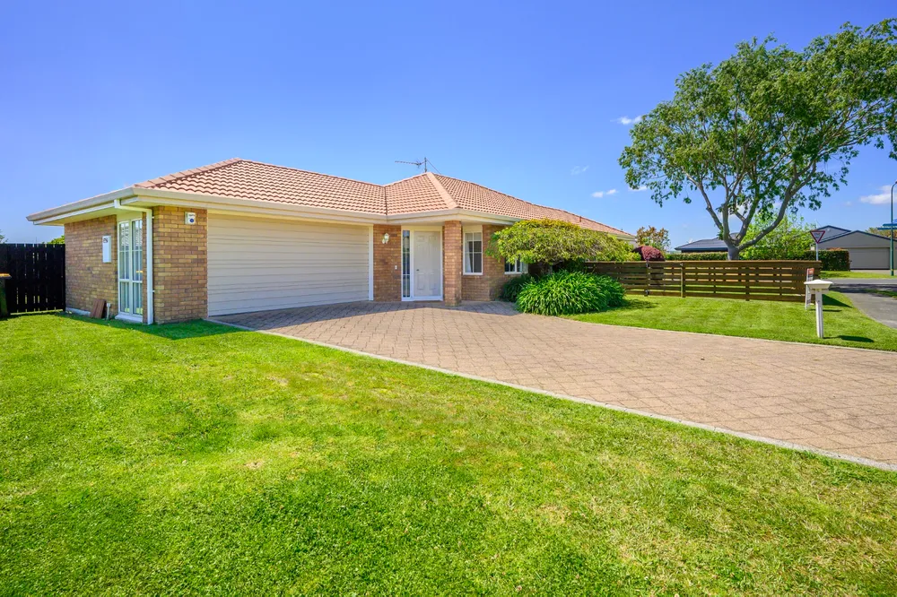 Photos of 5 Kochia Avenue