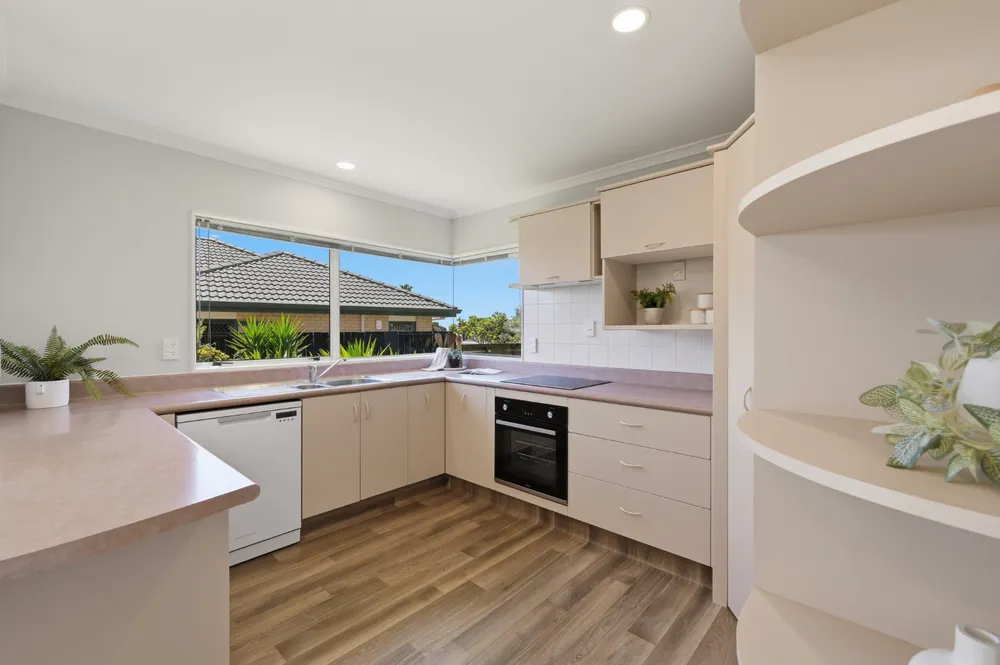 Photos of 5 Kochia Avenue