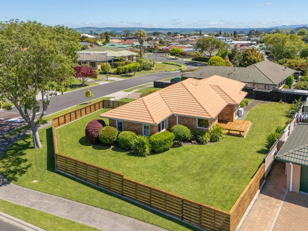 Photos of 5 Kochia Avenue