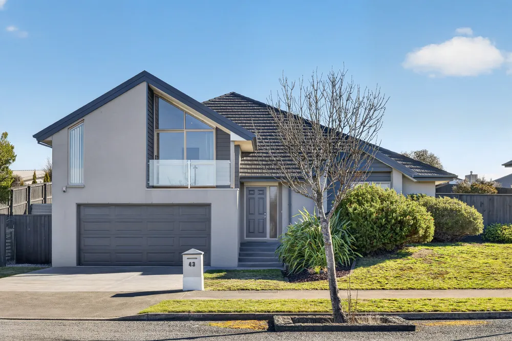 Photos of 43 Puhara Avenue