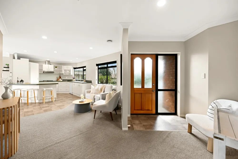 Photos of 25 Admiral Crescent